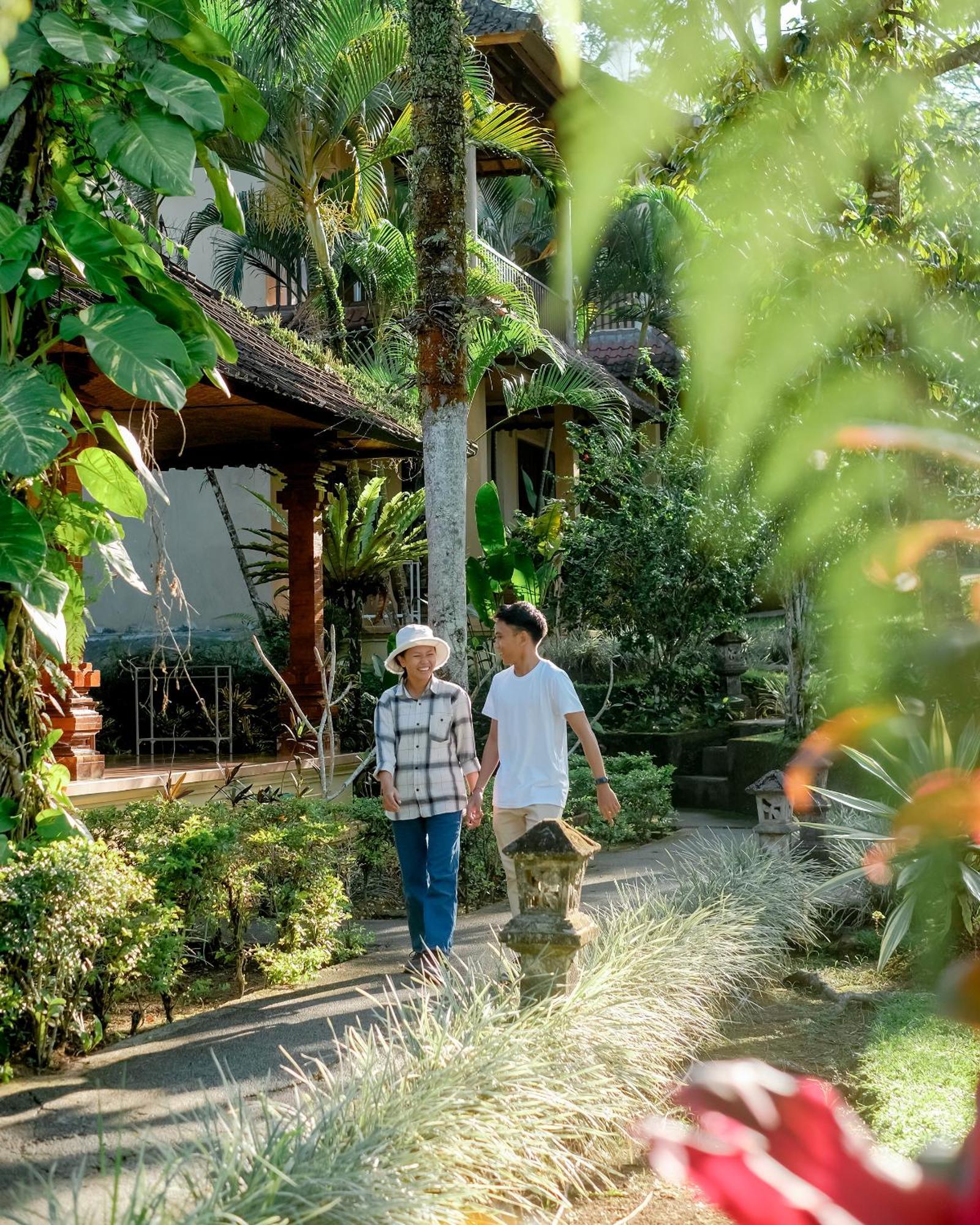 Mahagiri Resort & Restaurant Menanga Extérieur photo